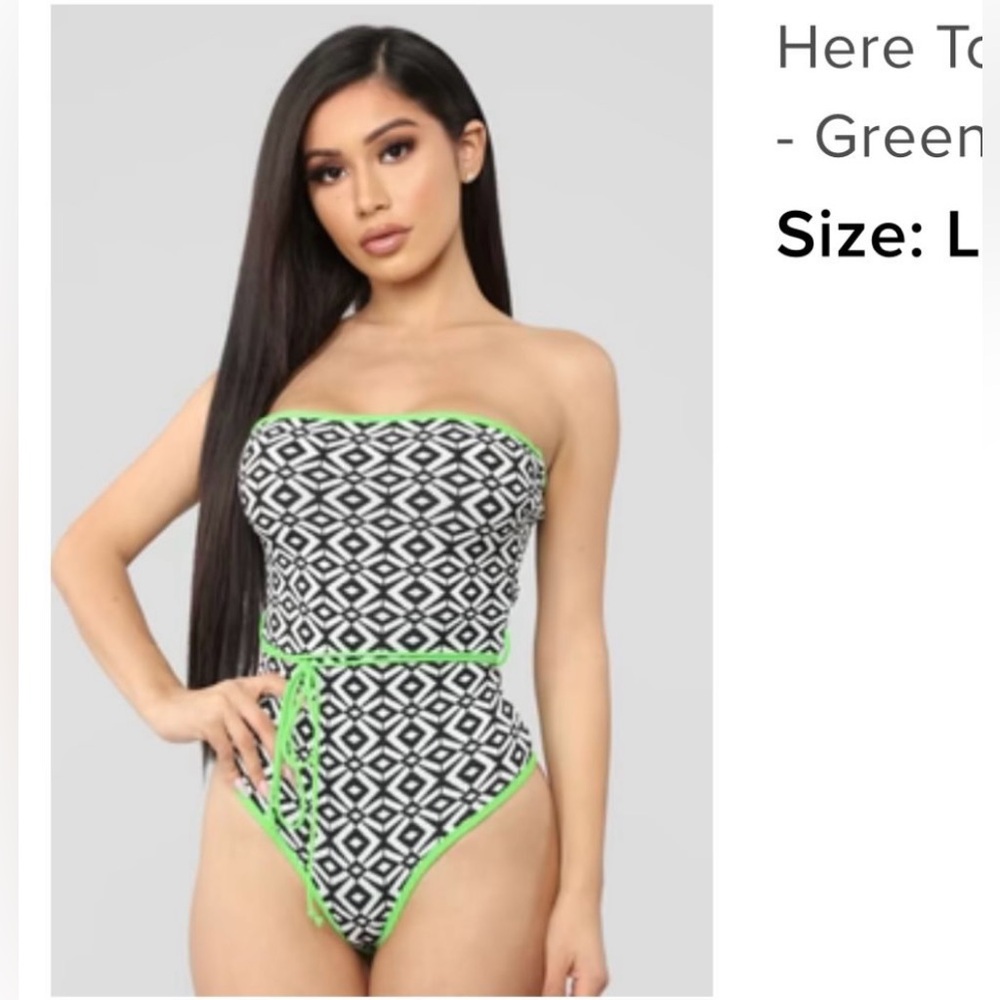 Fashion Nova- Green, white and black Pattern Tube Top Size L